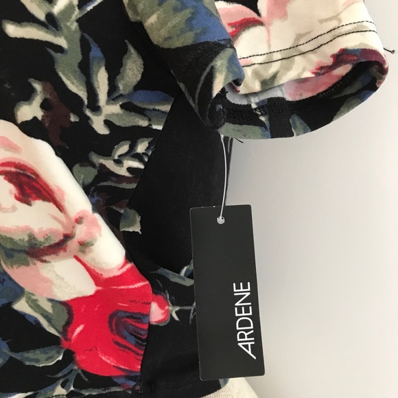 Crop Top - Picture 3 of 3